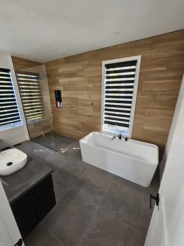 Salle de bain contemporaine